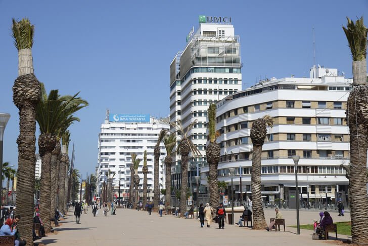 Casablanca to Chefchaouen & Fes 5-Day Highlights Tour - Casablanca United Nations Square